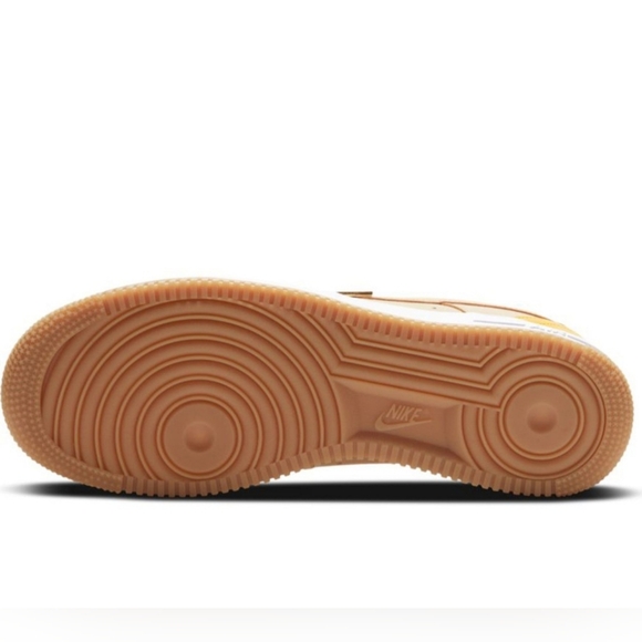 Nike Air Force 1 '07 LV8 *NWT* - Picture 8 of 10